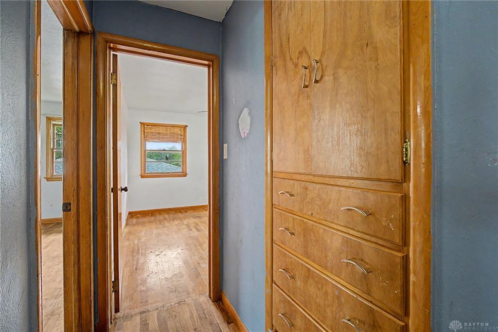 306 E Meeker Property Photo 18