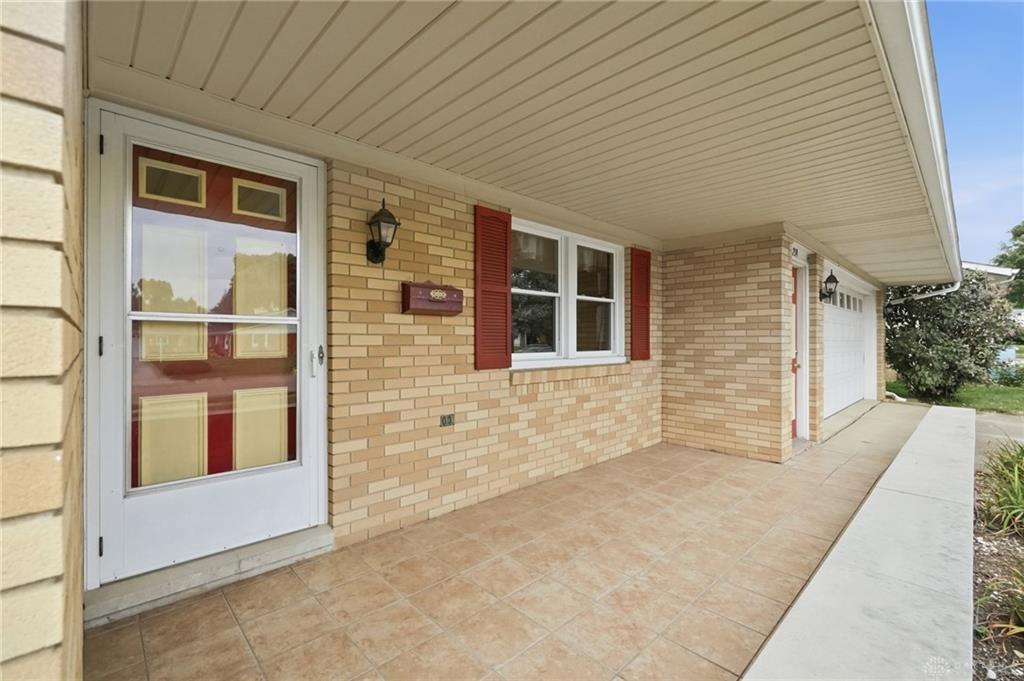 219 N Smith Property Photo 4