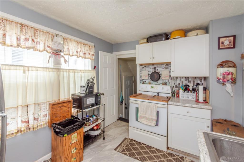 2419 Saint Charles Property Photo 10