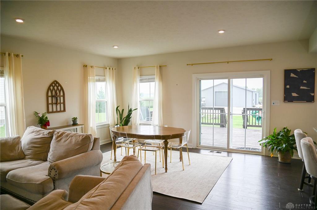 3258 Heatherstone Property Photo 16