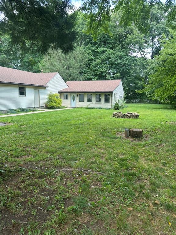 1358 Hanes Property Photo 2