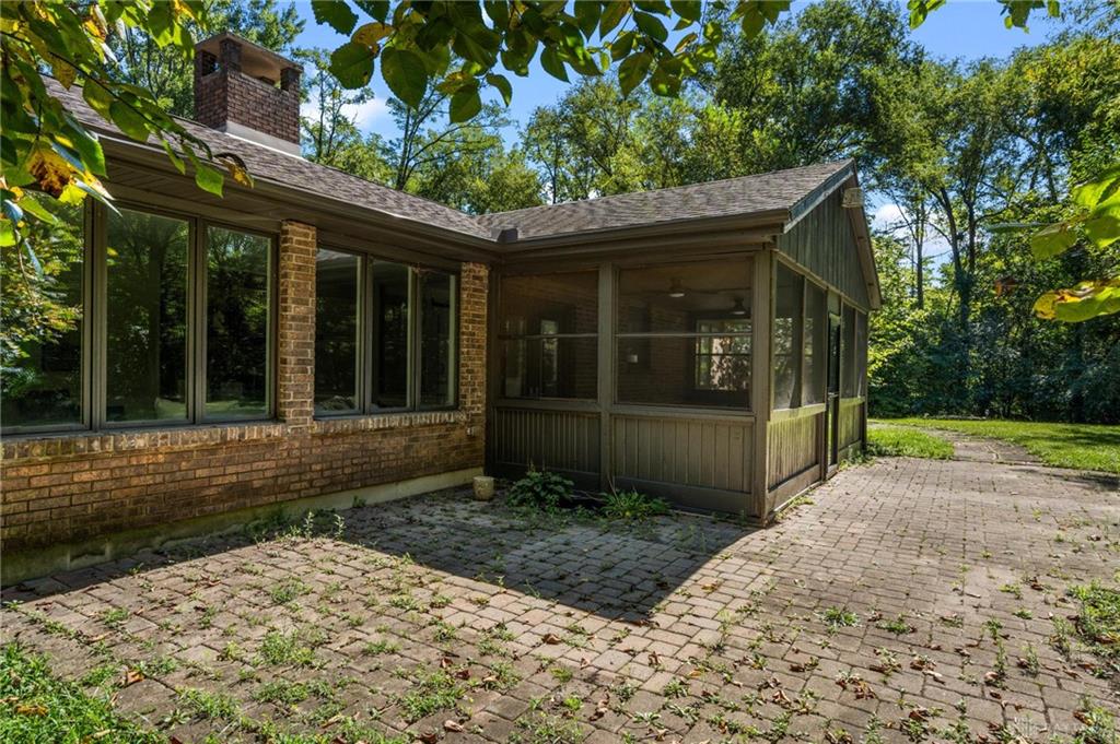 558 Clinton Property Photo 49