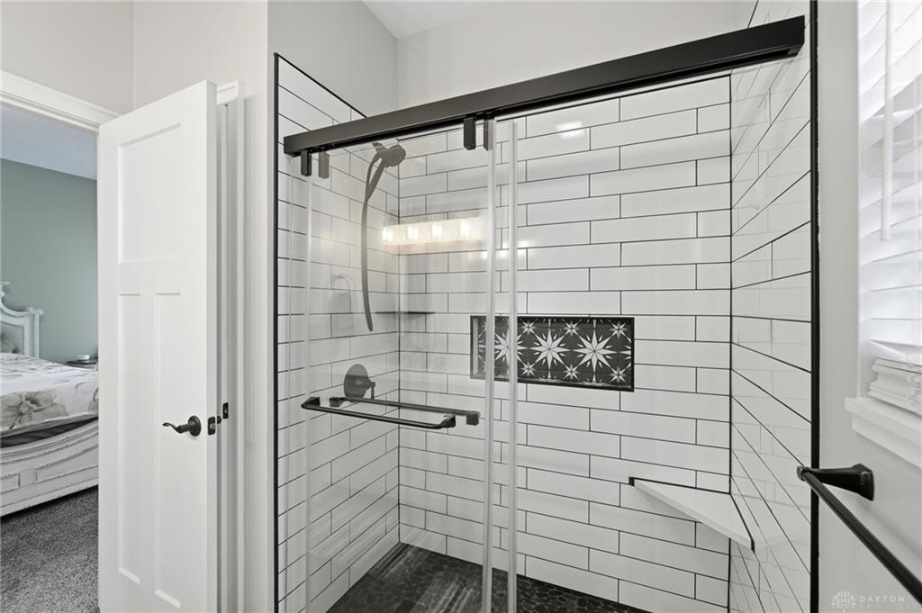 2112 Simon Property Photo 37