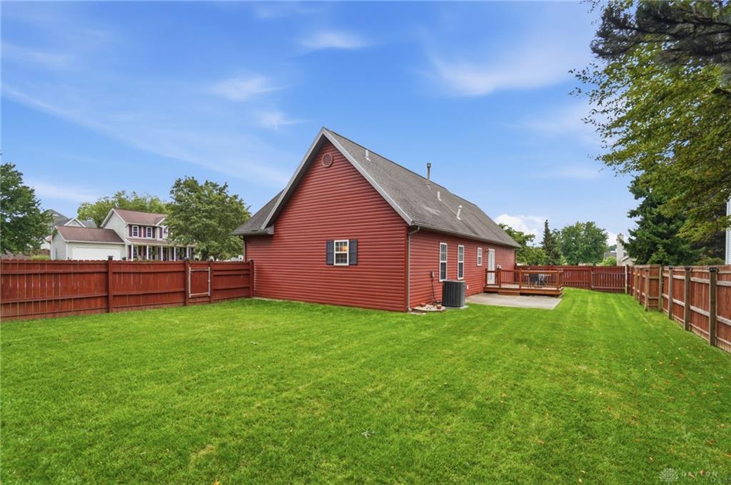 2112 Simon Property Photo 49