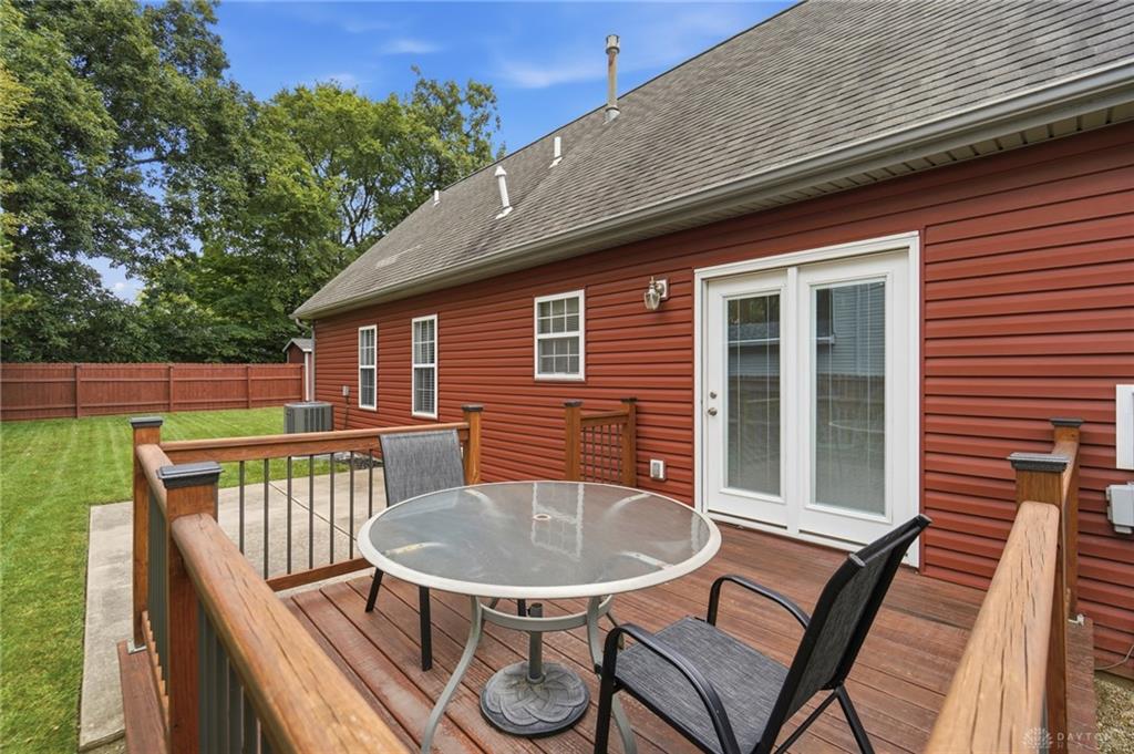 2112 Simon Property Photo 54