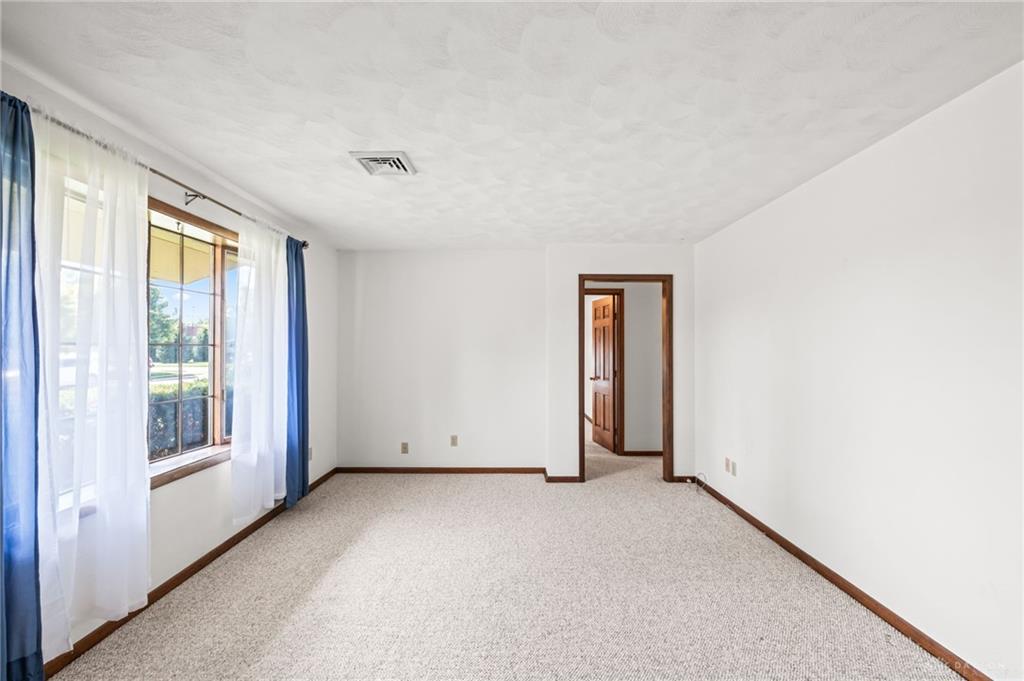 303 Stevens Property Photo 4