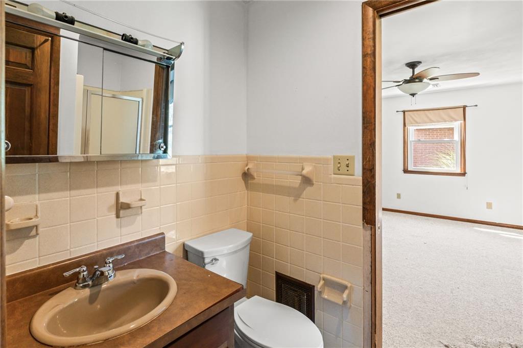 303 Stevens Property Photo 14