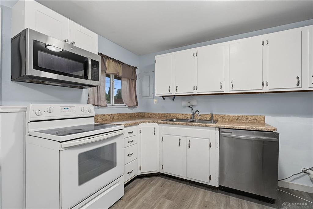 4304 Harbison Property Photo 7