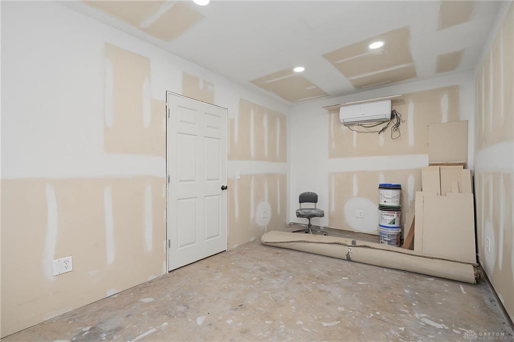 4304 Harbison Property Photo 24