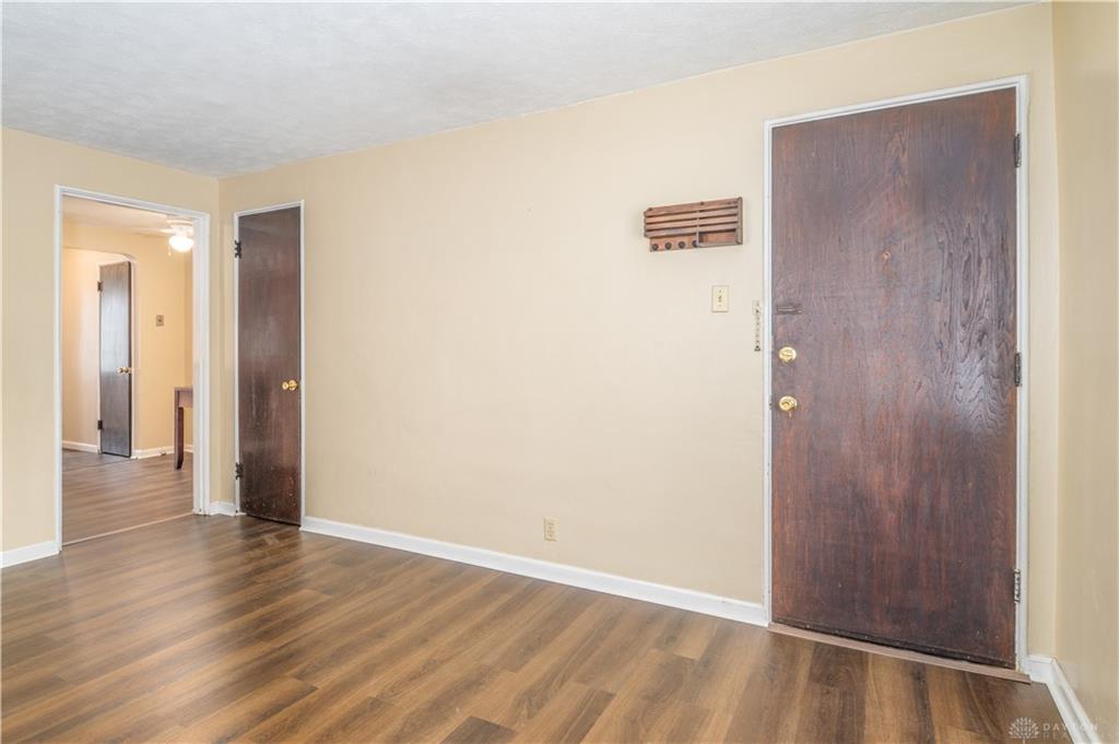 527 Corona Property Photo 4