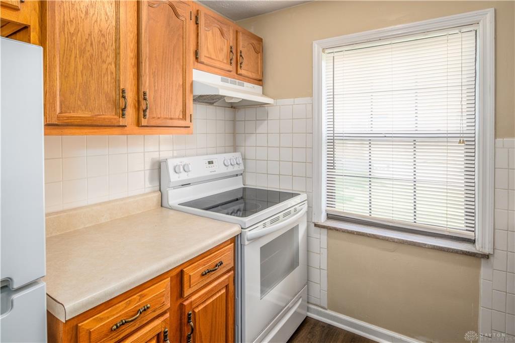 527 Corona Property Photo 9