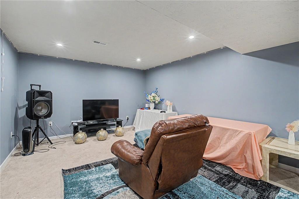 3120 White Ash Property Photo 17