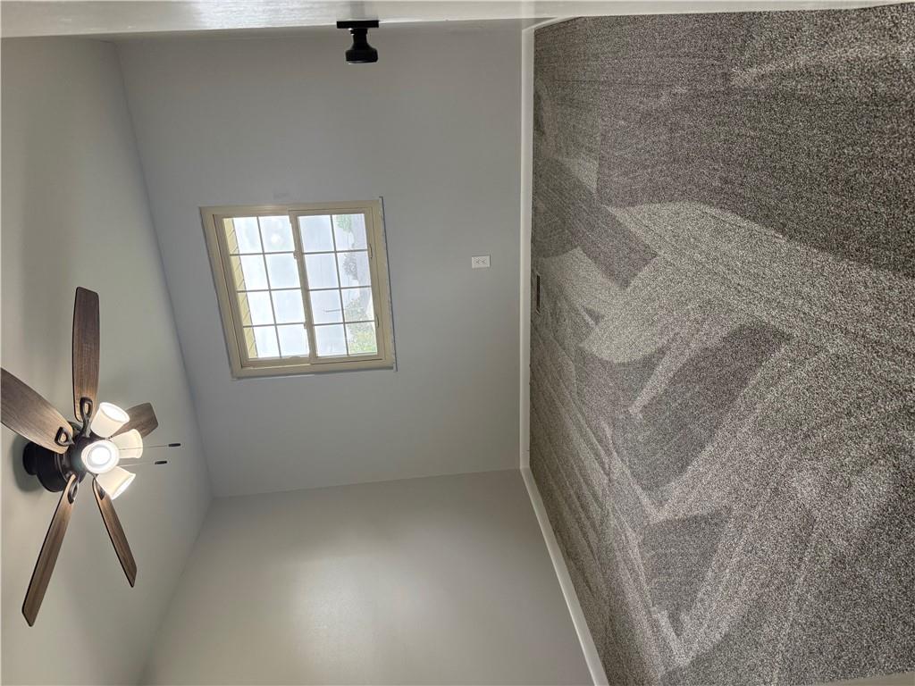 419 Vanessa Property Photo 21