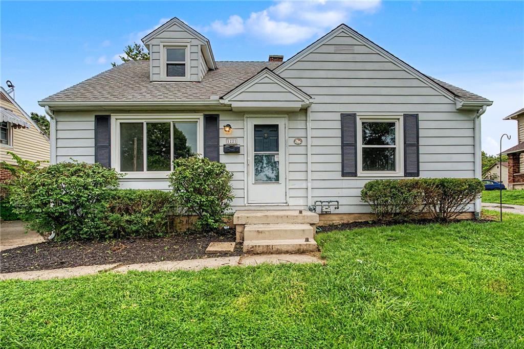 1221 Brookview Property Photo 1