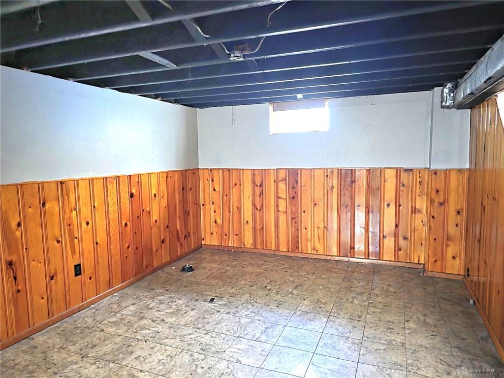 1221 Brookview Property Photo 29