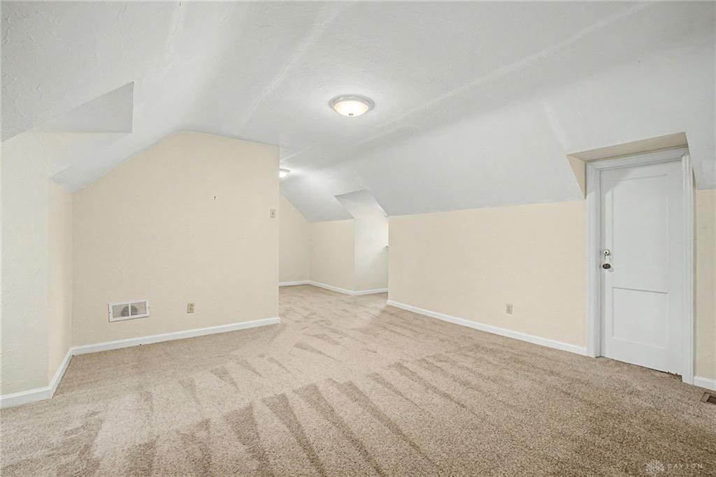 220 E Dorothy Property Photo 18