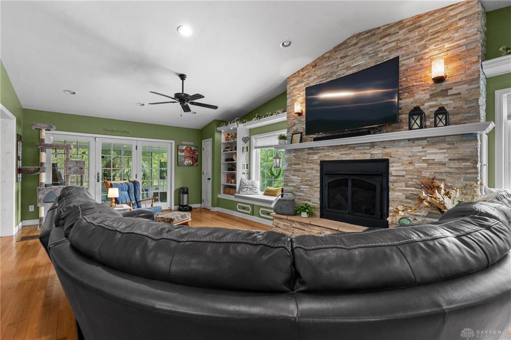 286 Berlin Property Photo 23