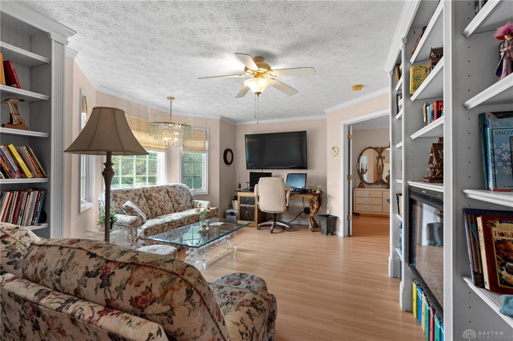 286 Berlin Property Photo 35