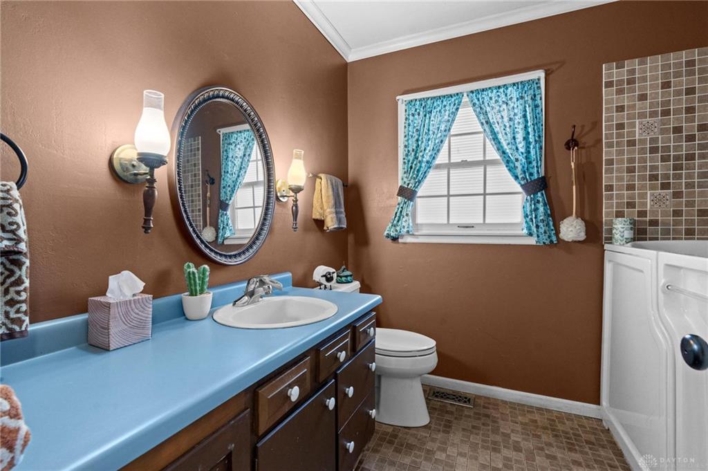 286 Berlin Property Photo 42