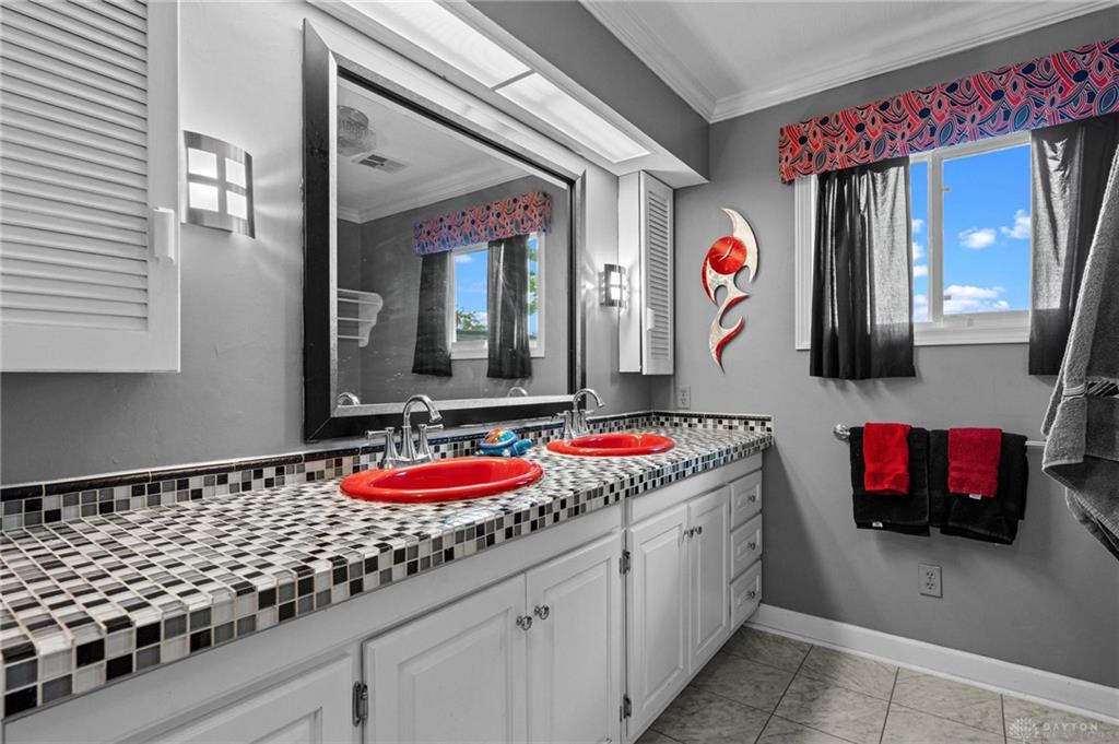 286 Berlin Property Photo 52