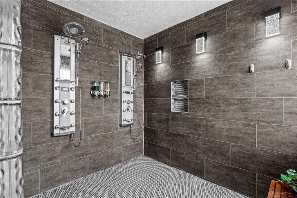 286 Berlin Property Photo 62