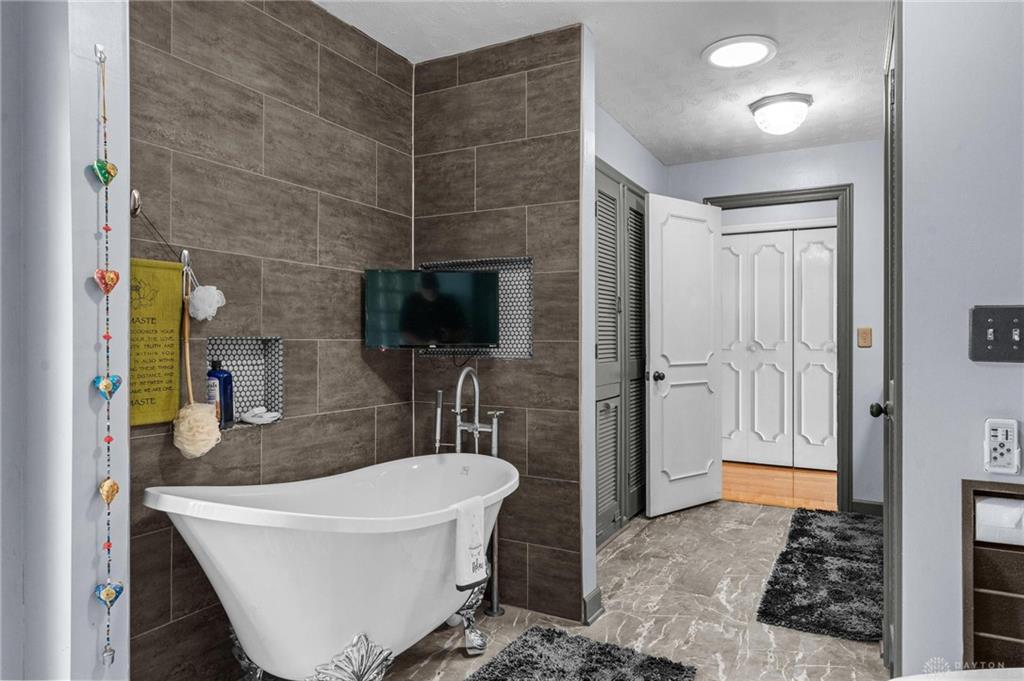 286 Berlin Property Photo 63