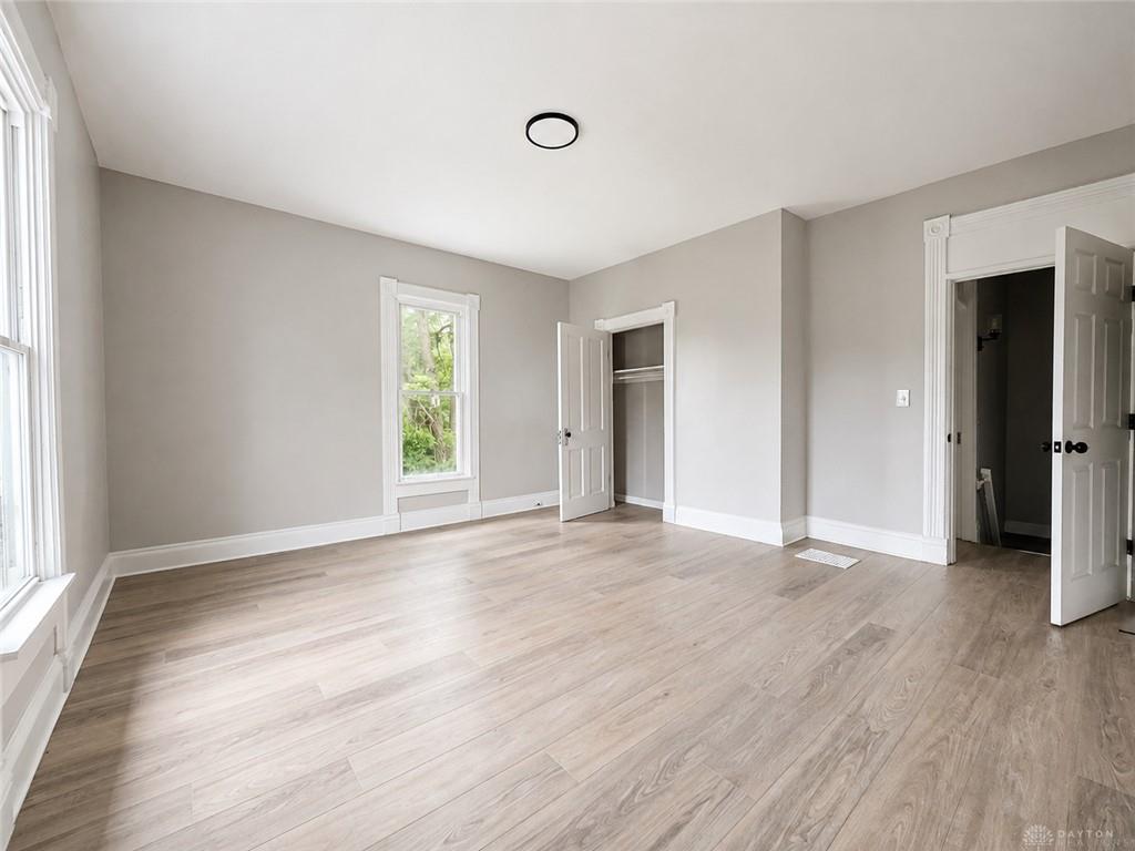 131-133 E Southern Property Photo 2