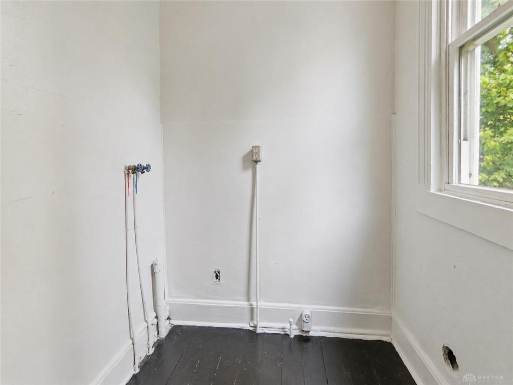 131-133 E Southern Property Photo 24