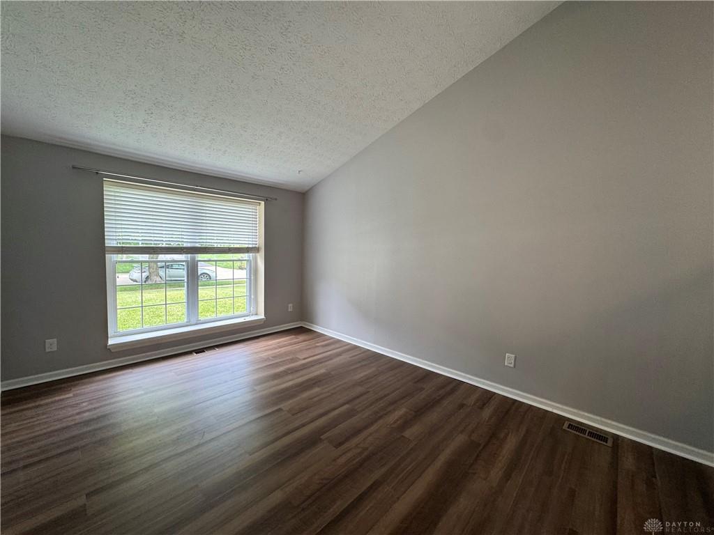 1014 Millerton Property Photo 3