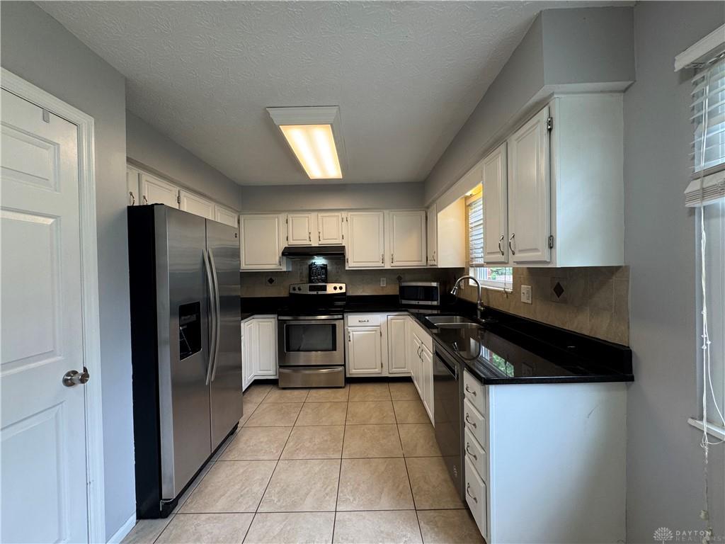 1014 Millerton Property Photo 5