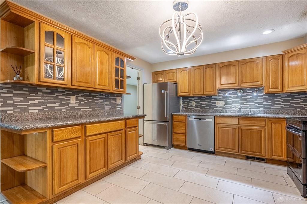 5314 Brainard Property Photo 7