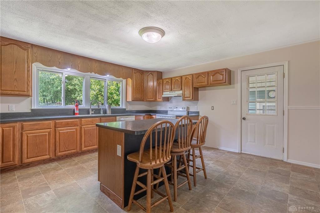 1895 Ryan Property Photo 6