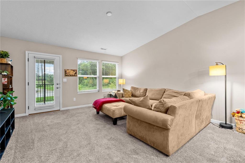 452 Glenhaven Property Photo 11