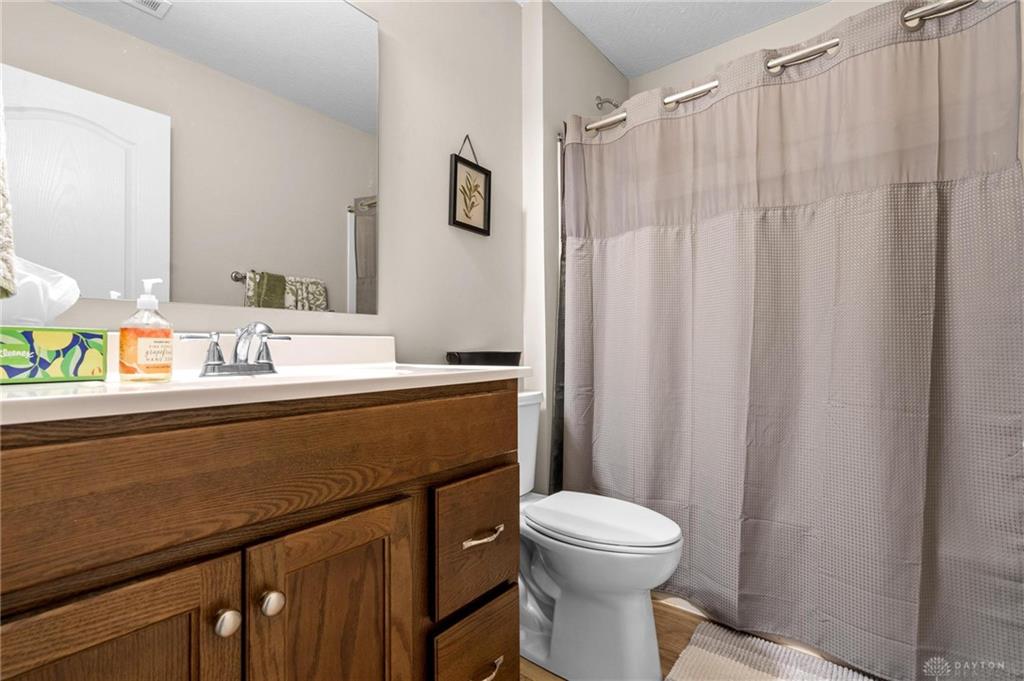 452 Glenhaven Property Photo 16