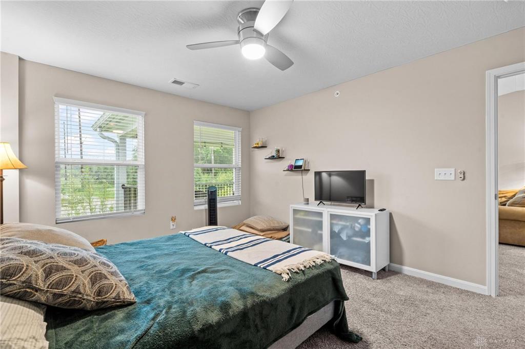 452 Glenhaven Property Photo 19