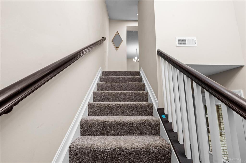 452 Glenhaven Property Photo 25