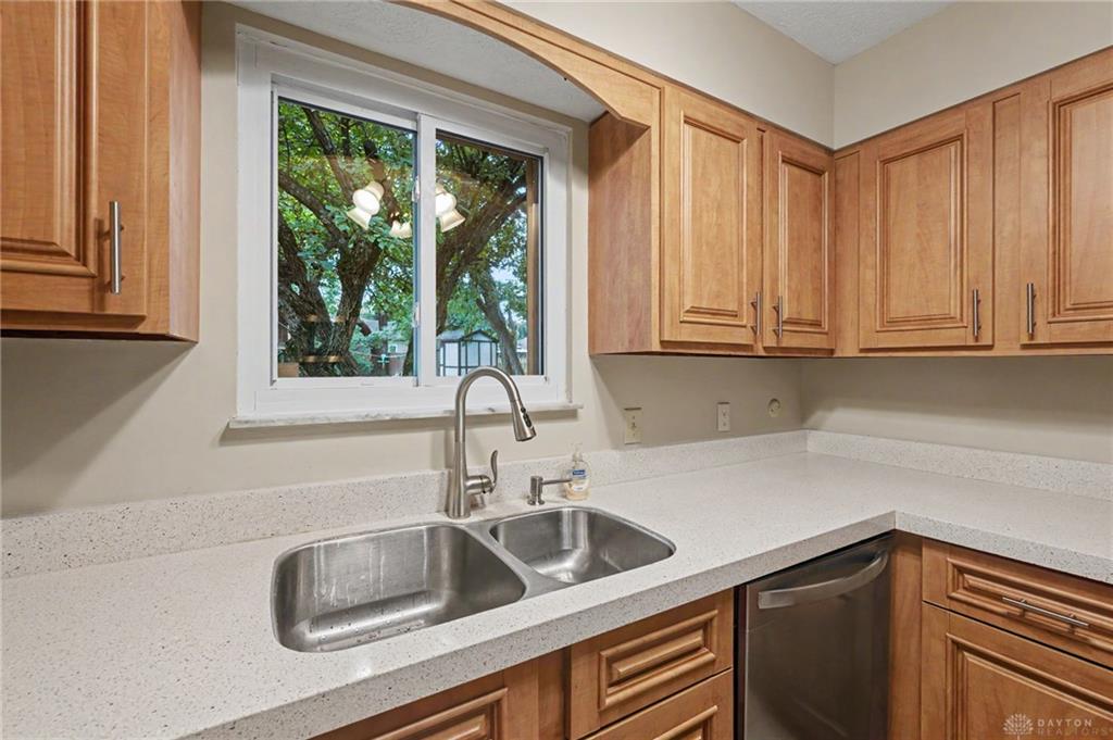 2980 Meadow Park Property Photo 5
