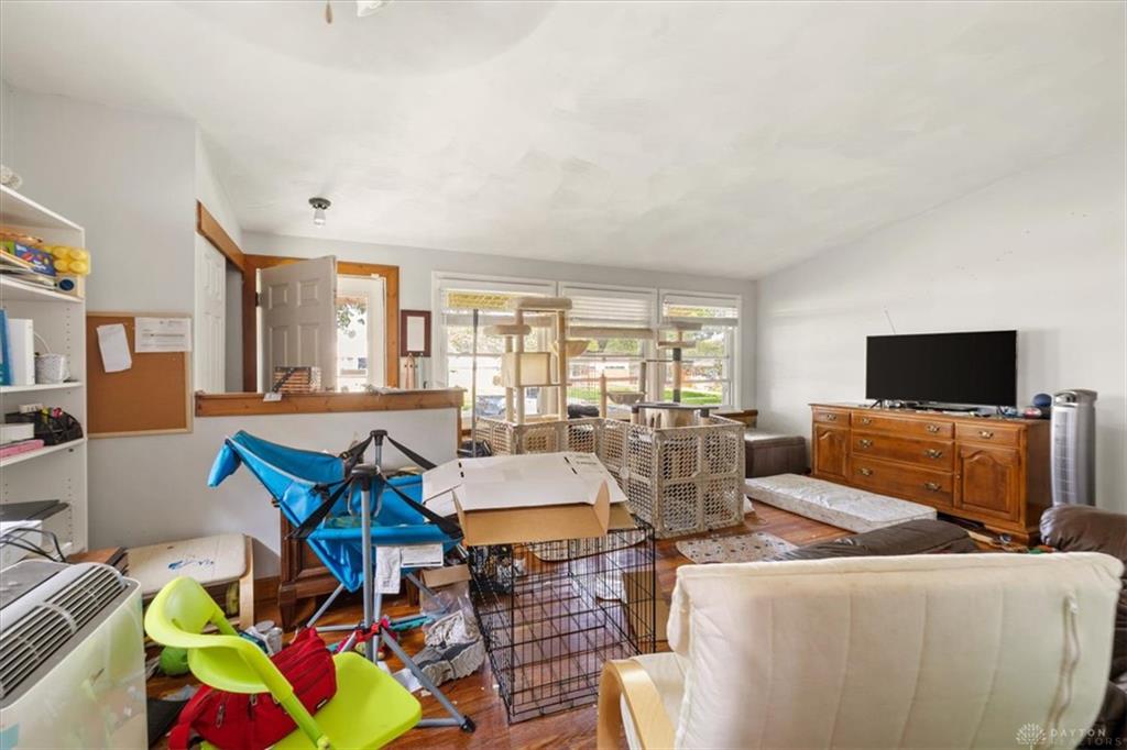3300 Braddock Property Photo 10