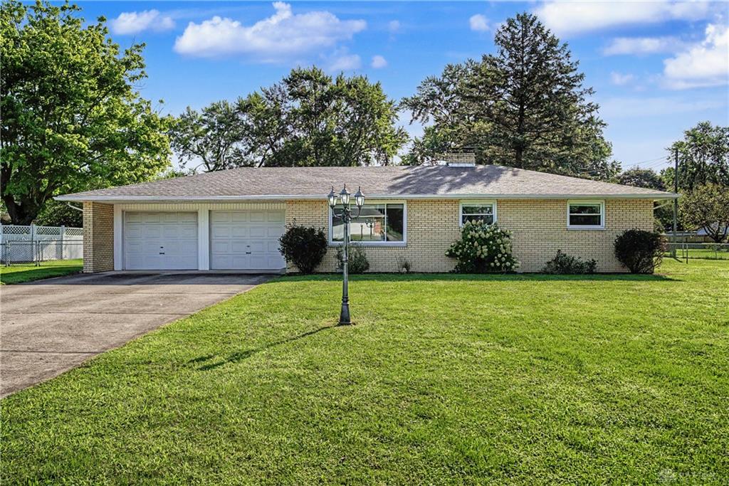 3964 Cloverdale