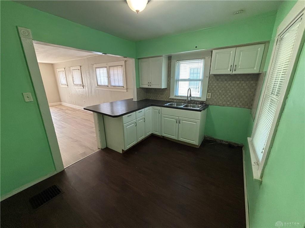 537 Shoop Property Photo 4