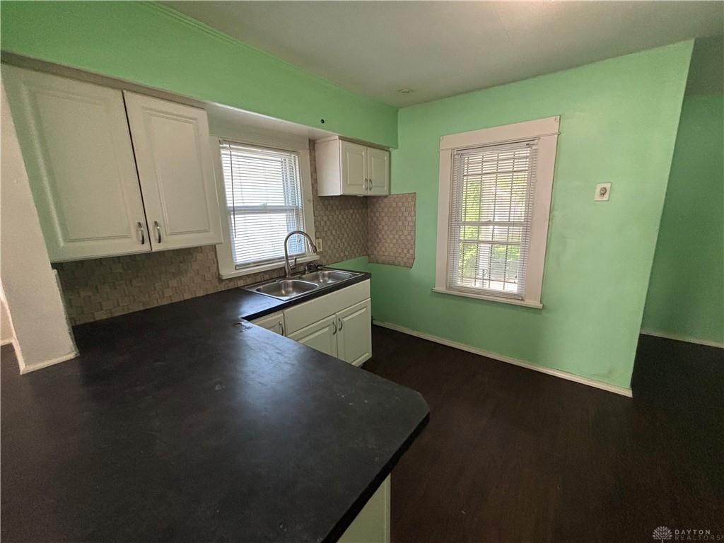 537 Shoop Property Photo 5