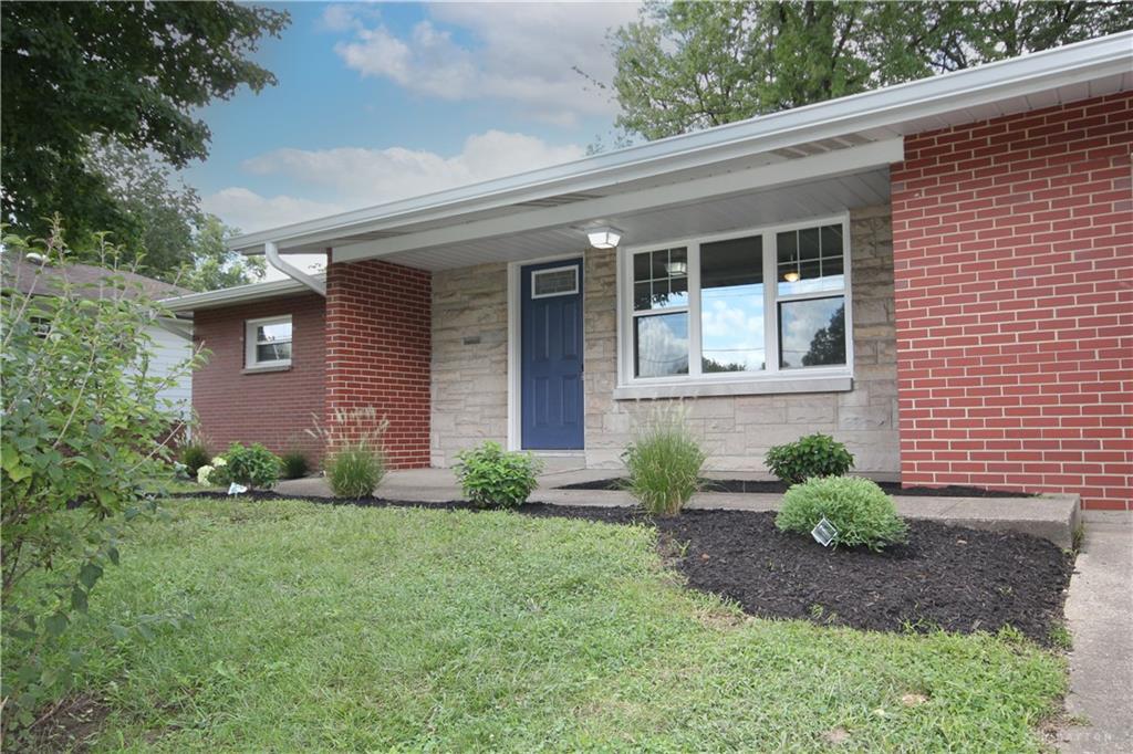 506 Ross Property Photo 4