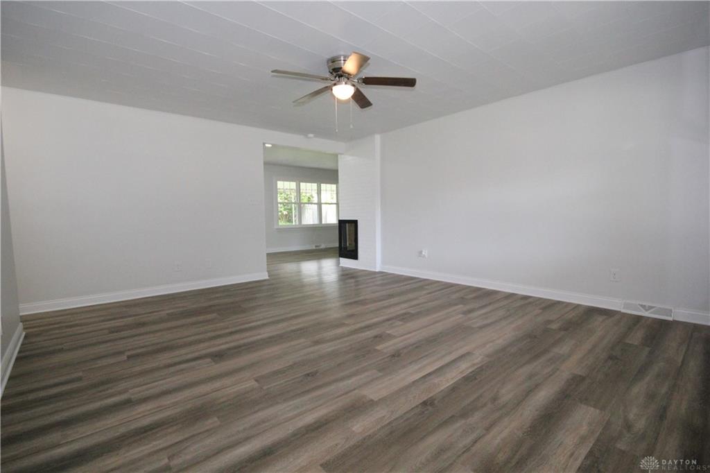 506 Ross Property Photo 9