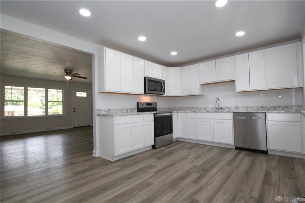 506 Ross Property Photo 10