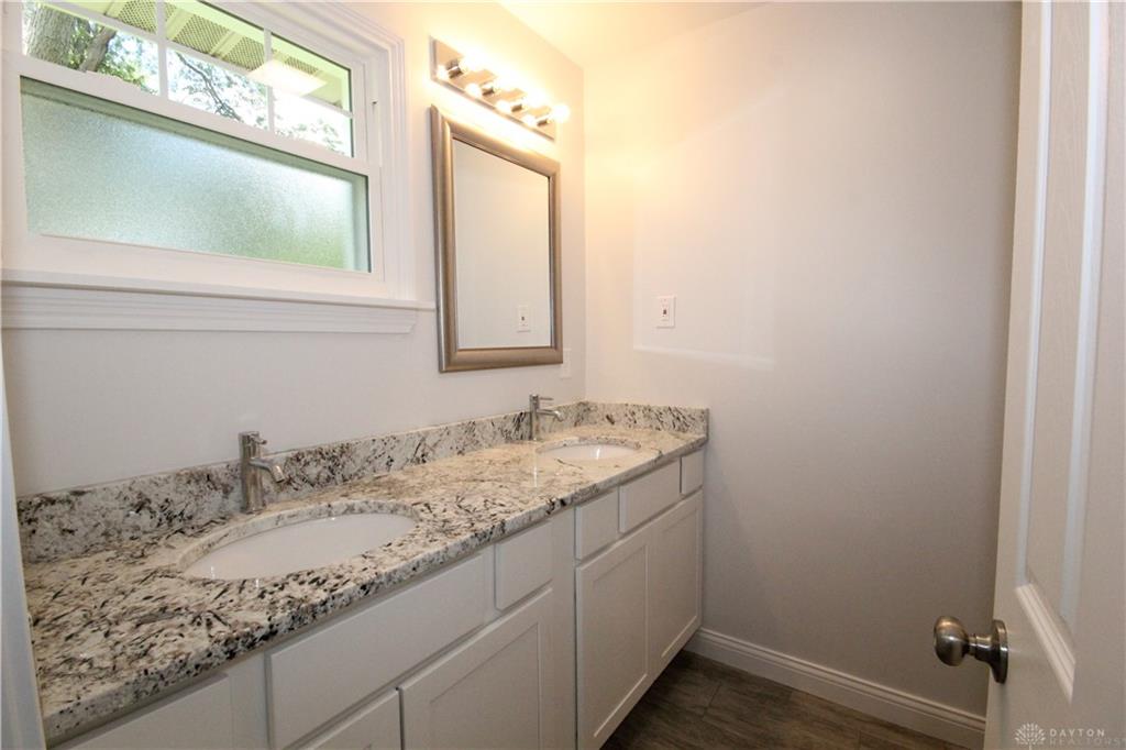 506 Ross Property Photo 20
