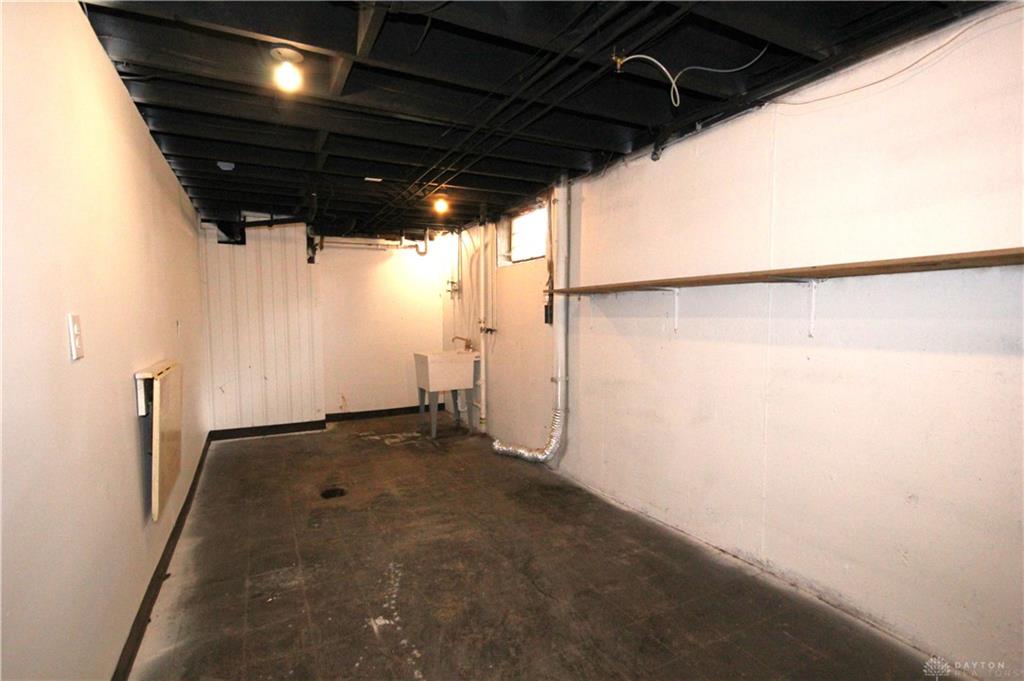 506 Ross Property Photo 31
