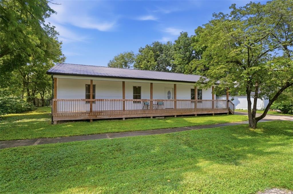106 Central Property Photo 5