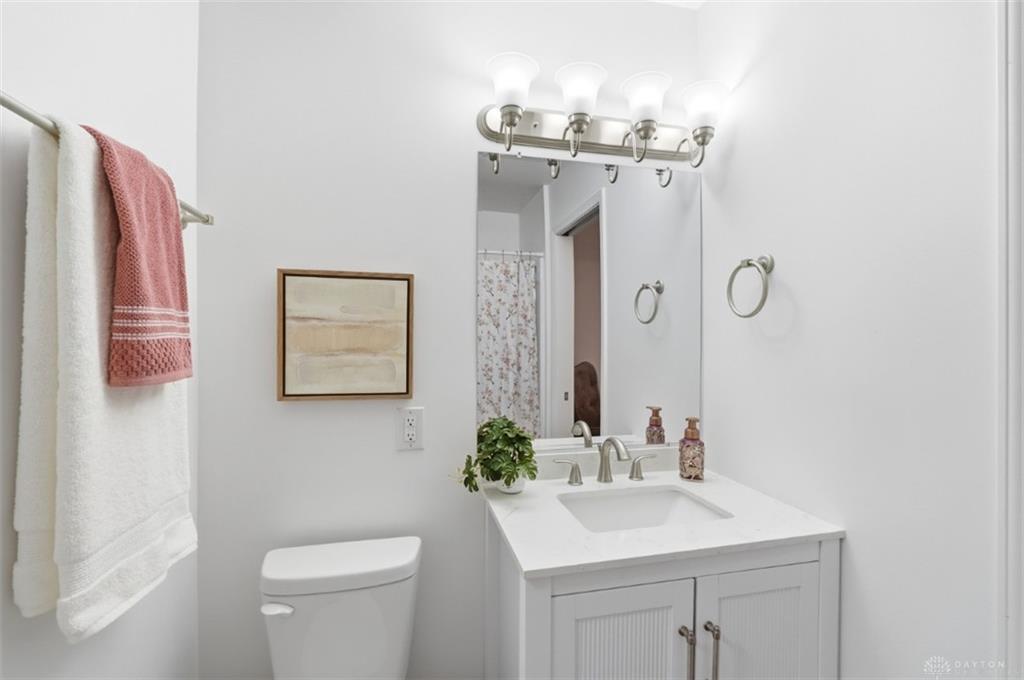 106 Central Property Photo 28