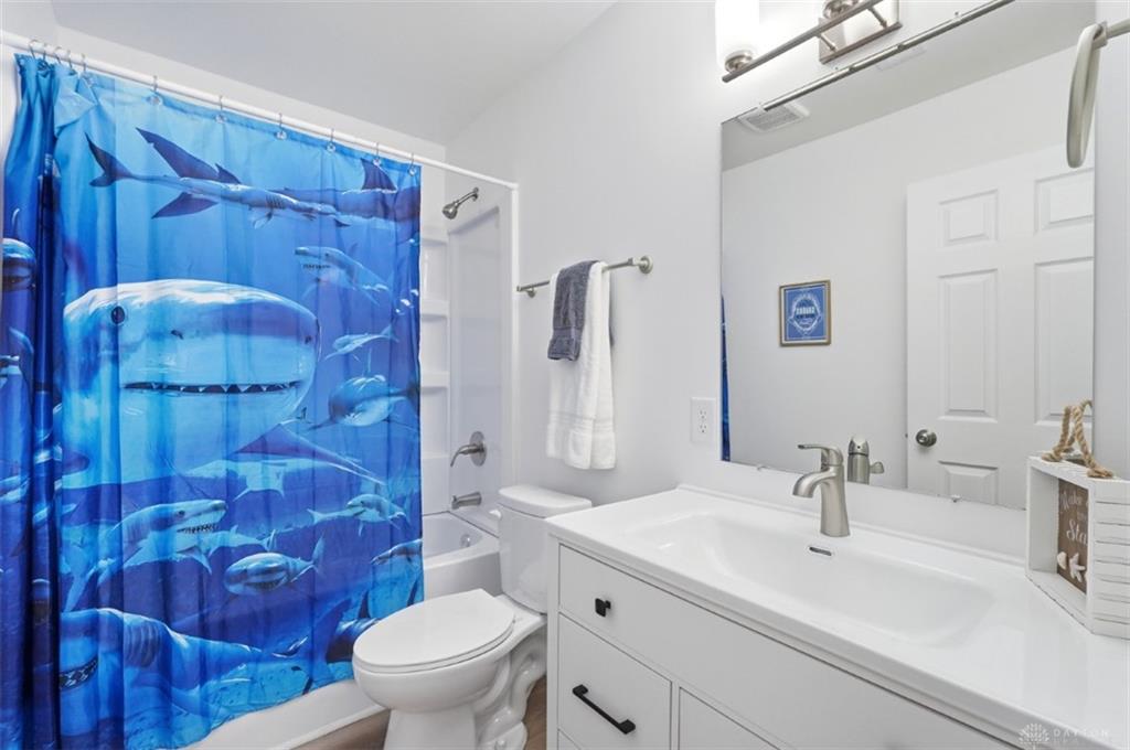 106 Central Property Photo 32