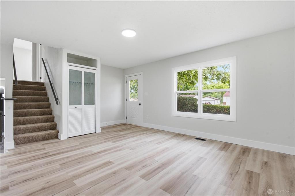 4089 Klepinger Property Photo 5